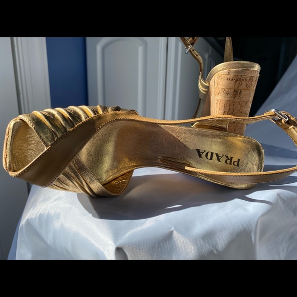 Gold Prada Platform shoe - Picture 6 of 7